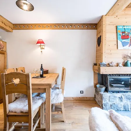 Cocon Des Aravis - Beau Duplex Avec Balcon