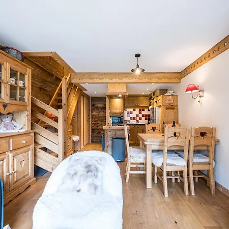 Cocon Des Aravis - Beau Duplex Avec Balcon Le Grand-Bornand
